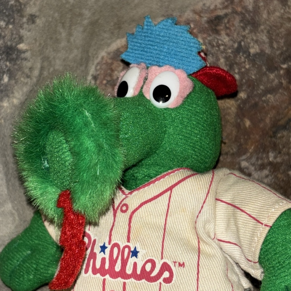 VTG 90s Phillie Phanatic. 8 inches.